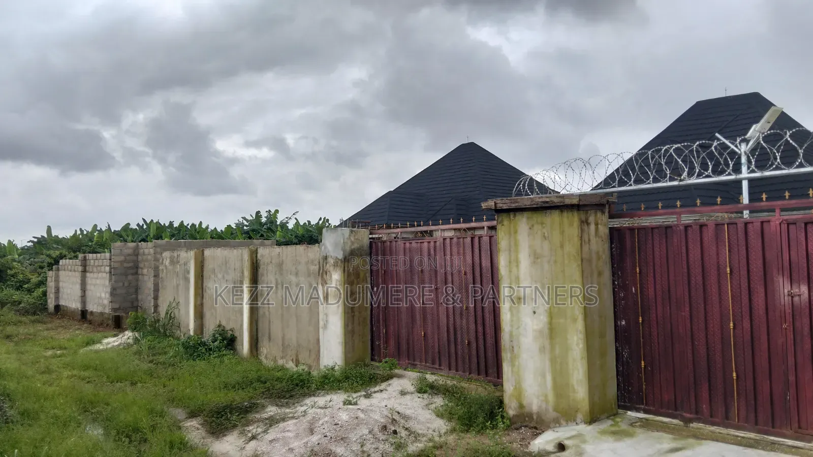 4bdrm Bungalow in Ehimiri Housing for sale in Umuahia