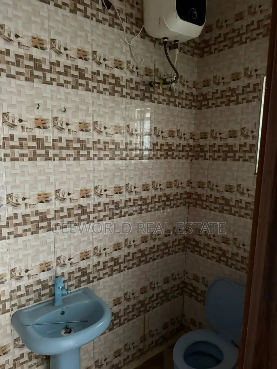 4bdrm Duplex in Jericho Gra for rent in Jericho