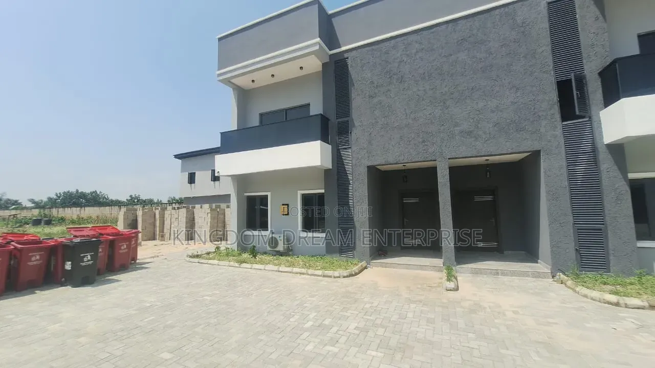 3bdrm Duplex in Abraham Adesanya for rent in Abraham Adesanya