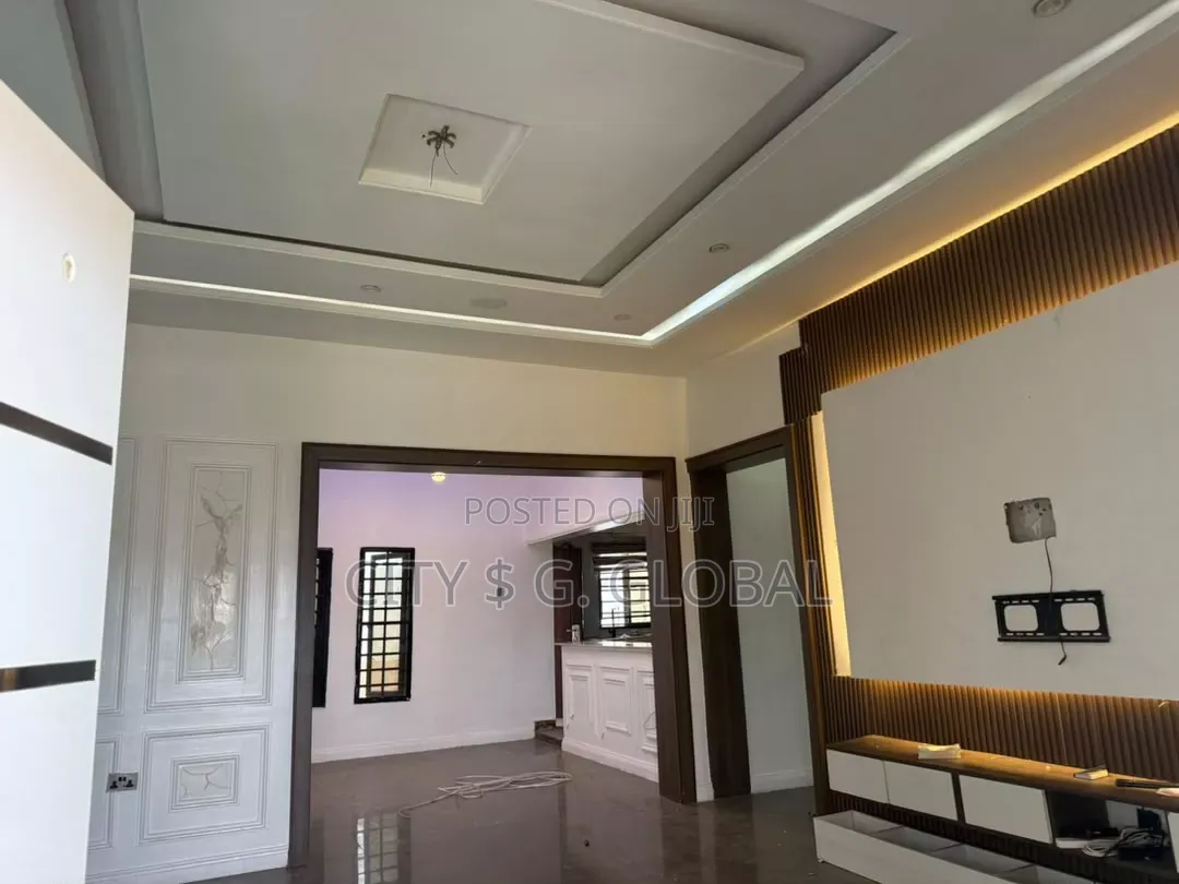 Furnished 3bdrm Bungalow in Efab Estate, Life Camp for rent in Life Camp