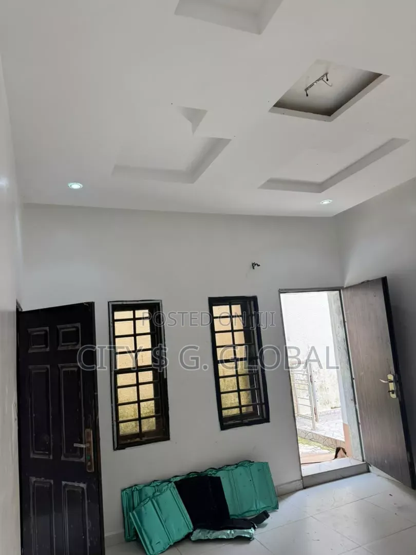 Furnished 3bdrm Bungalow in Efab Estate, Life Camp for rent in Life Camp