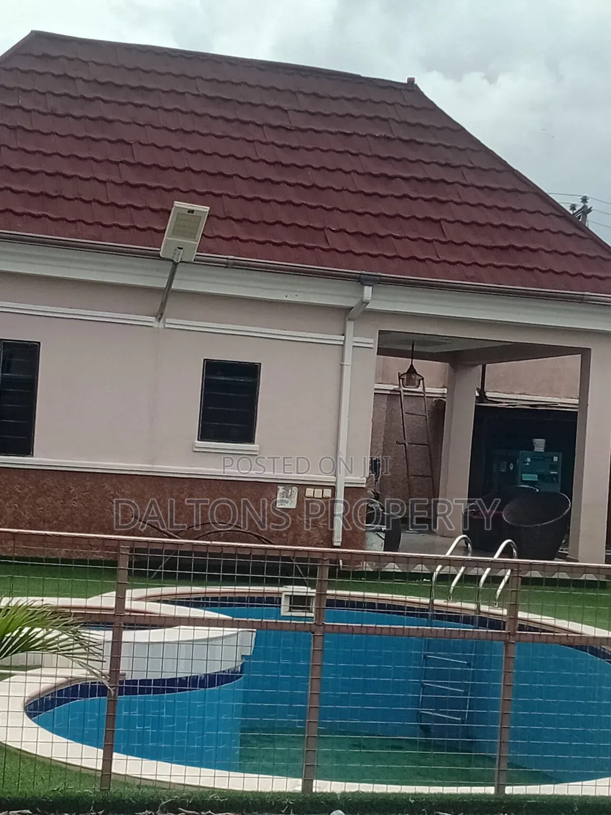 6bdrm Duplex in Elite Estate, Kuchigoro for sale in Kuchigoro