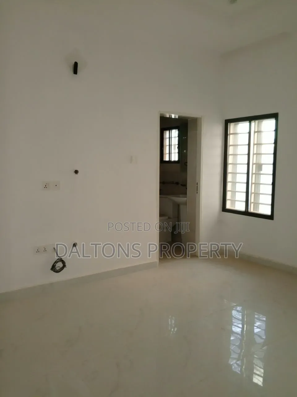 4bdrm Duplex in Vista, Sabon Lugbe for sale in Sabon Lugbe
