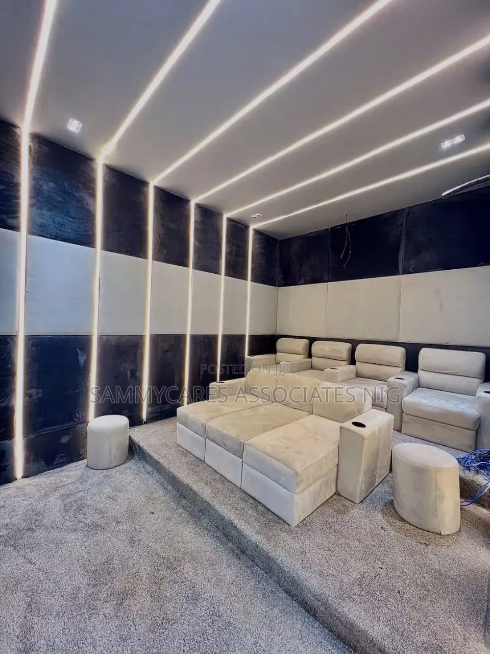 Furnished 5bdrm Duplex in Osapa london for sale in Osapa london