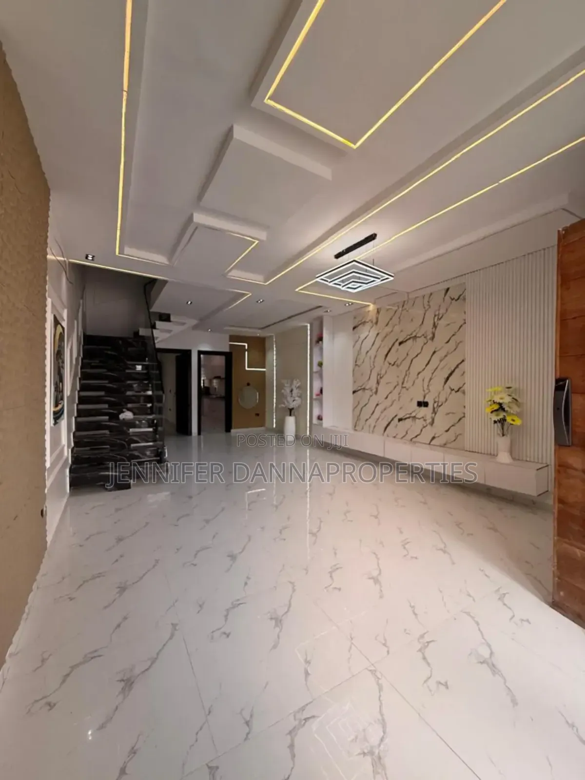 4bdrm Duplex in Ikota for sale in Ikota