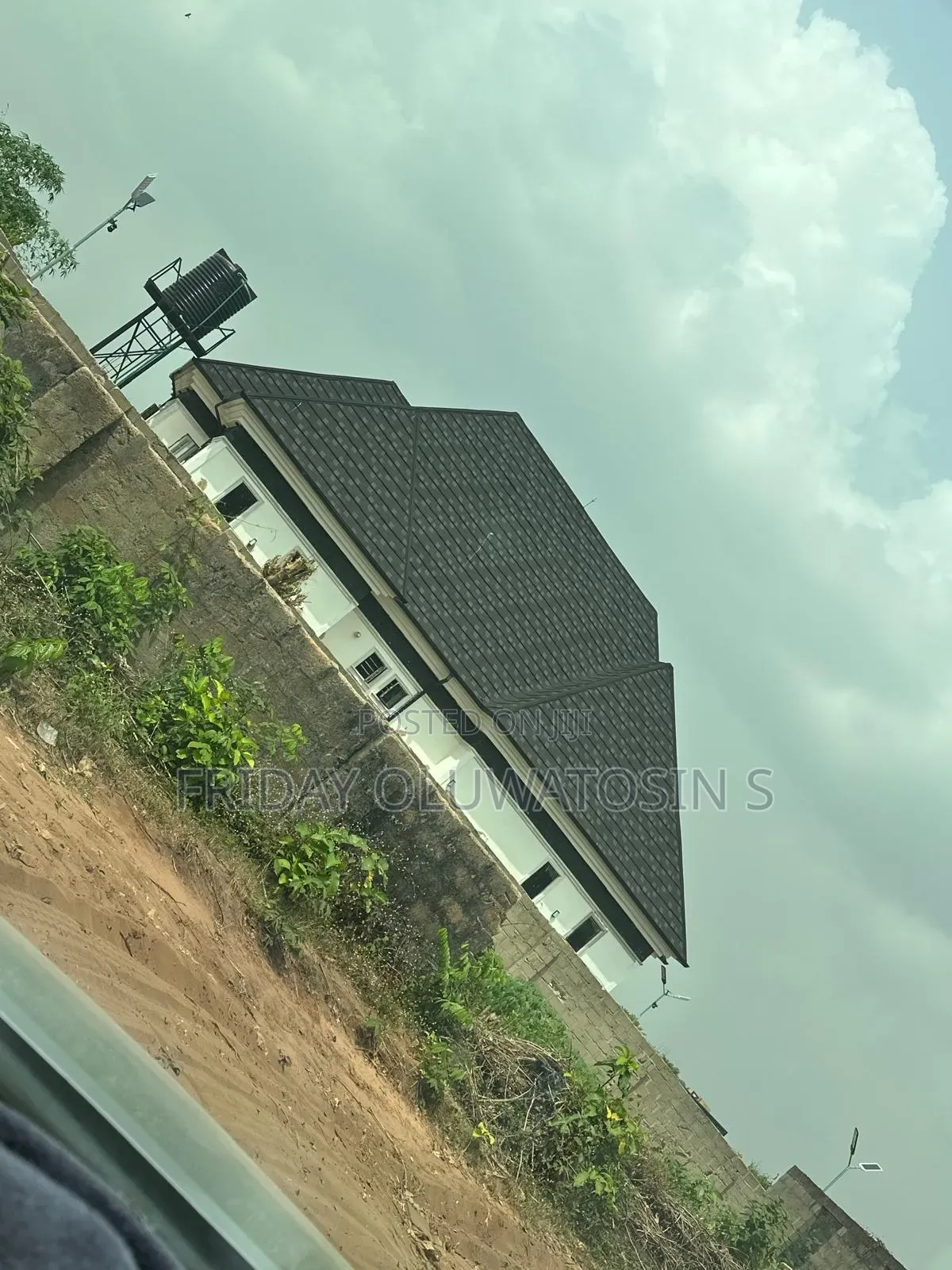4bdrm Bungalow in Okpanam By-Pass, Oshimili South for sale in Oshimili South