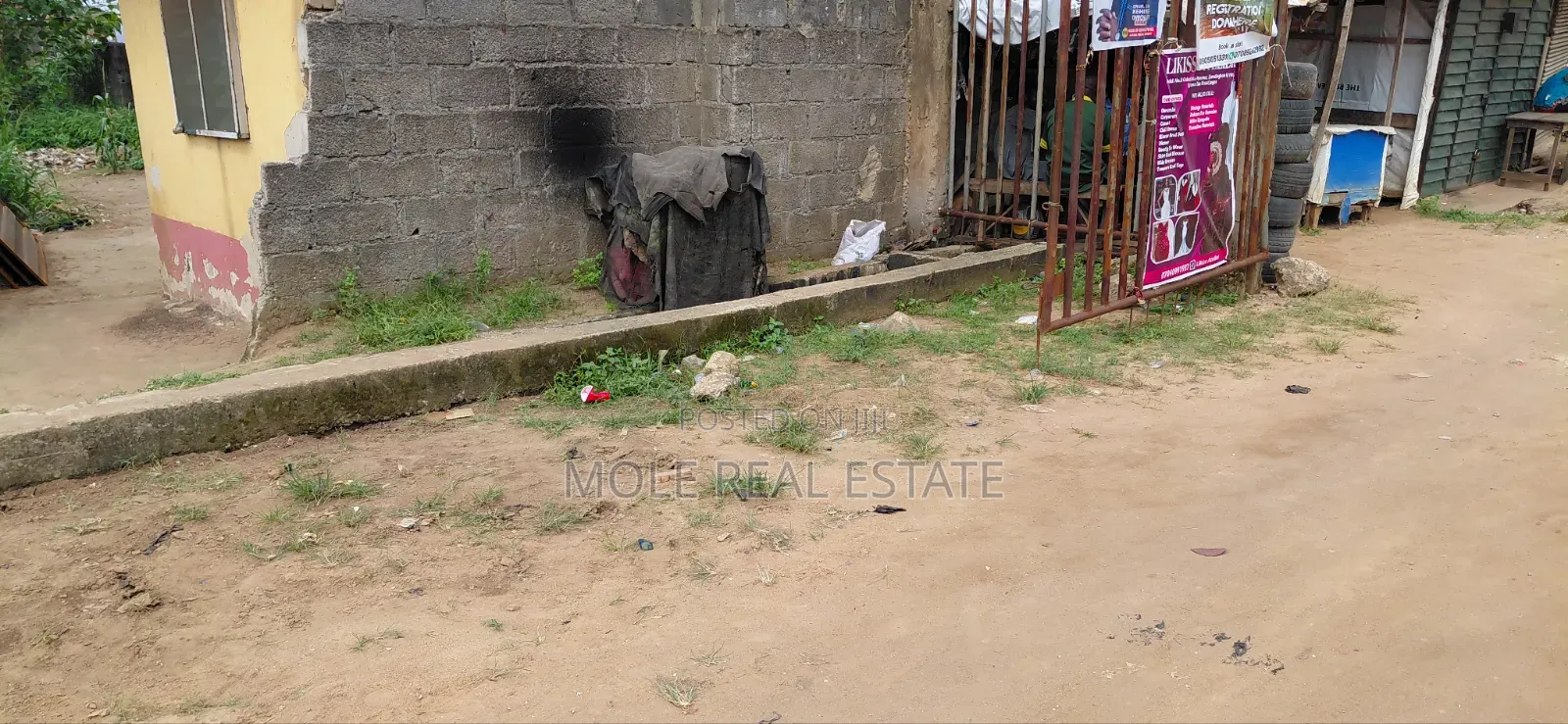 Furnished 3bdrm Bungalow in Progressive Estate, Ikotun / Ikotun/Igando in Ikotun / Ikotun/Igando