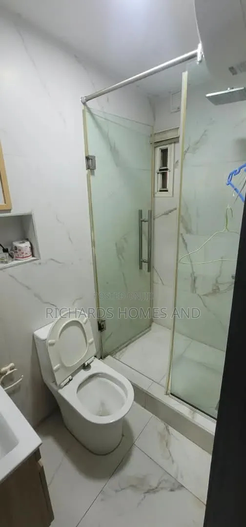 1bdrm Apartment in Lekki Phase 1 for sale in Lekki Phase 1