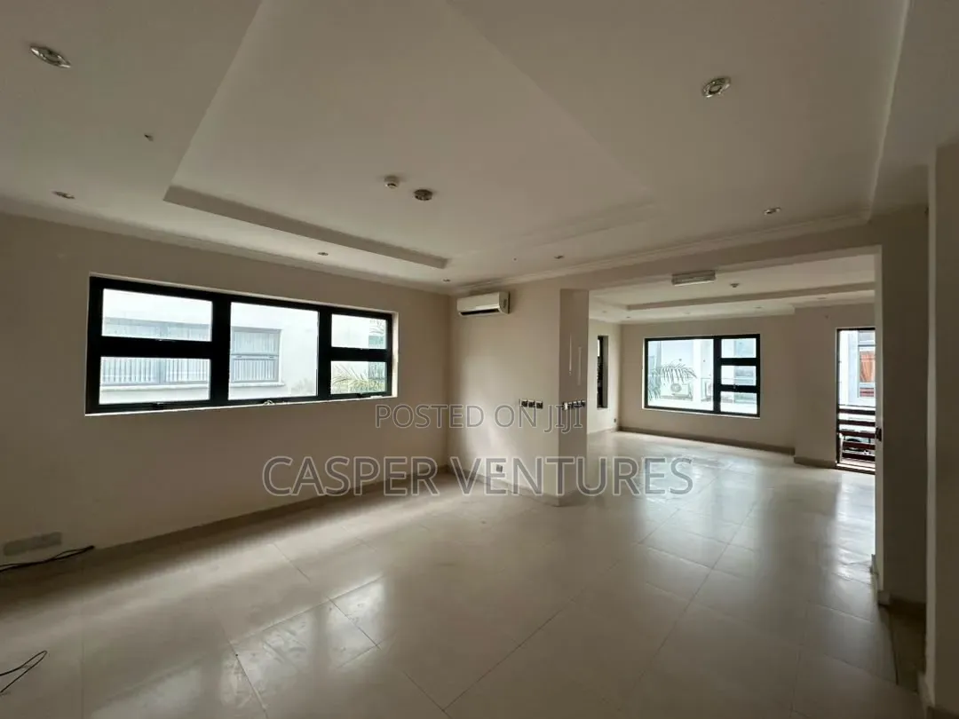 4bdrm Townhouse / Terrace in Bourdillion, Bourdillon for rent in Bourdillon