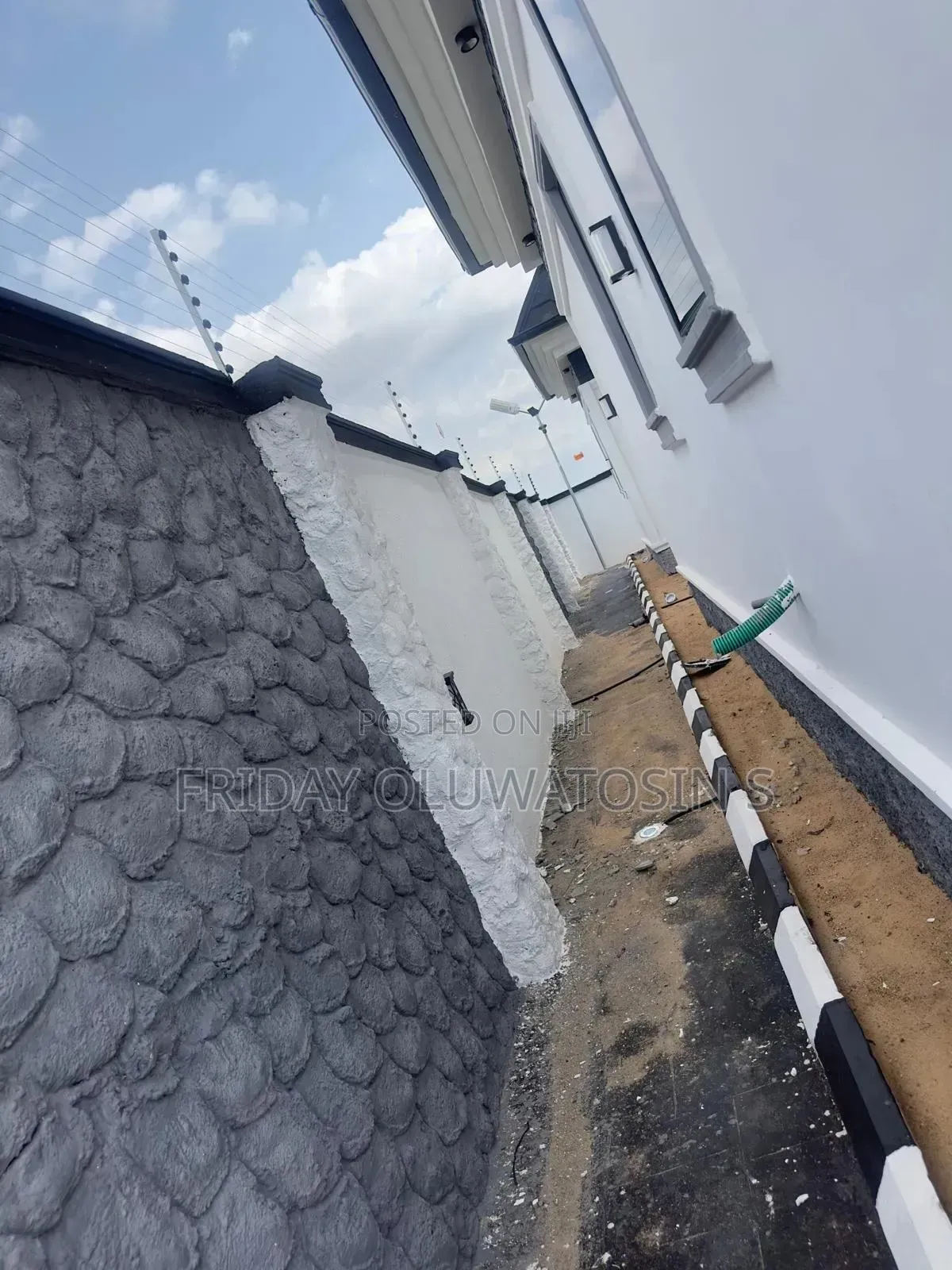 4bdrm Bungalow in Okpanam By-Pass, Oshimili South for sale in Oshimili South