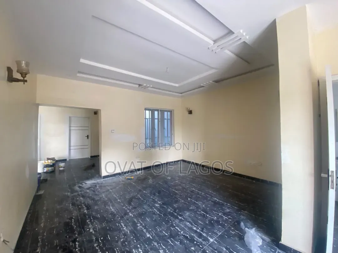 4bdrm Duplex in Lekki Phase 2 for rent in Lekki Phase 2