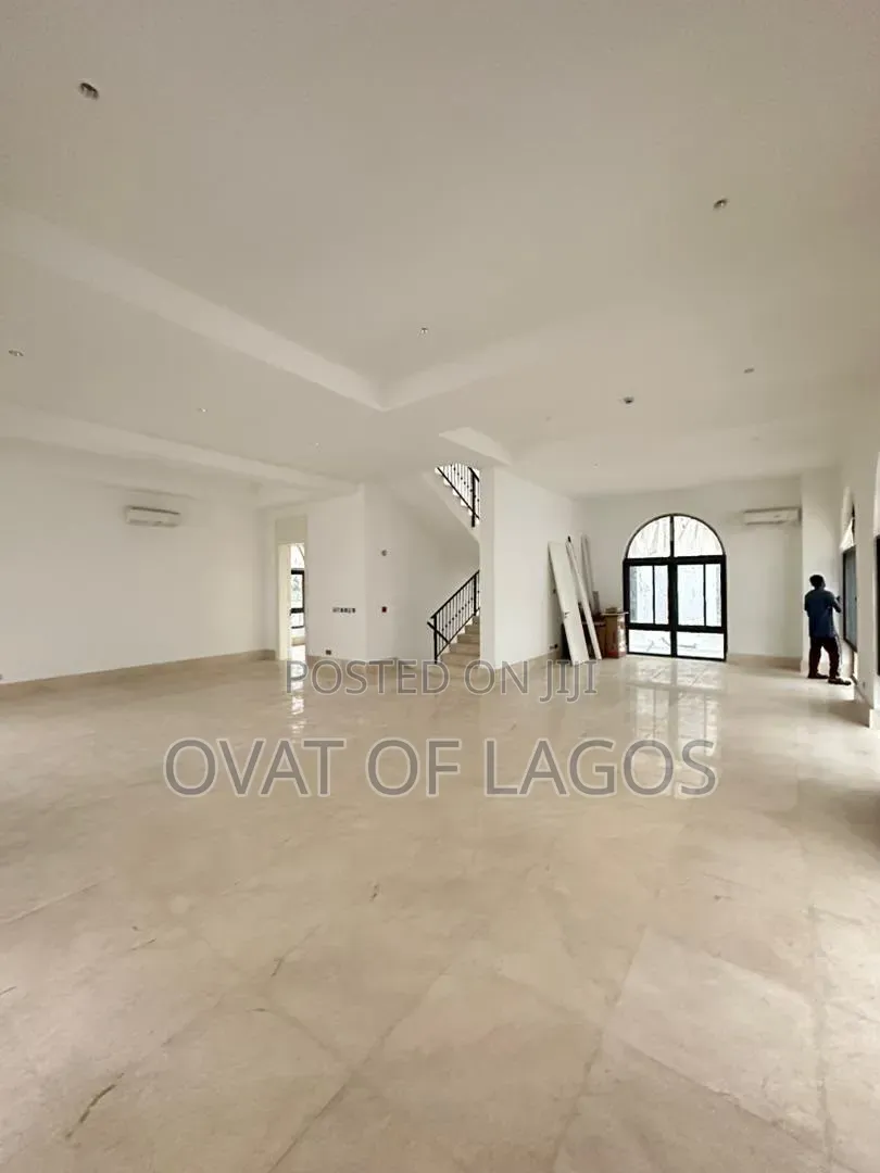4bdrm Duplex in Old Ikoyi for sale in Old Ikoyi