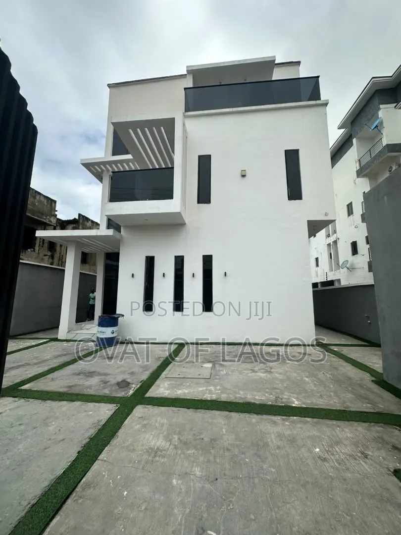 5bdrm Duplex in Orchid, Lekki Expressway for sale in Lekki Expressway