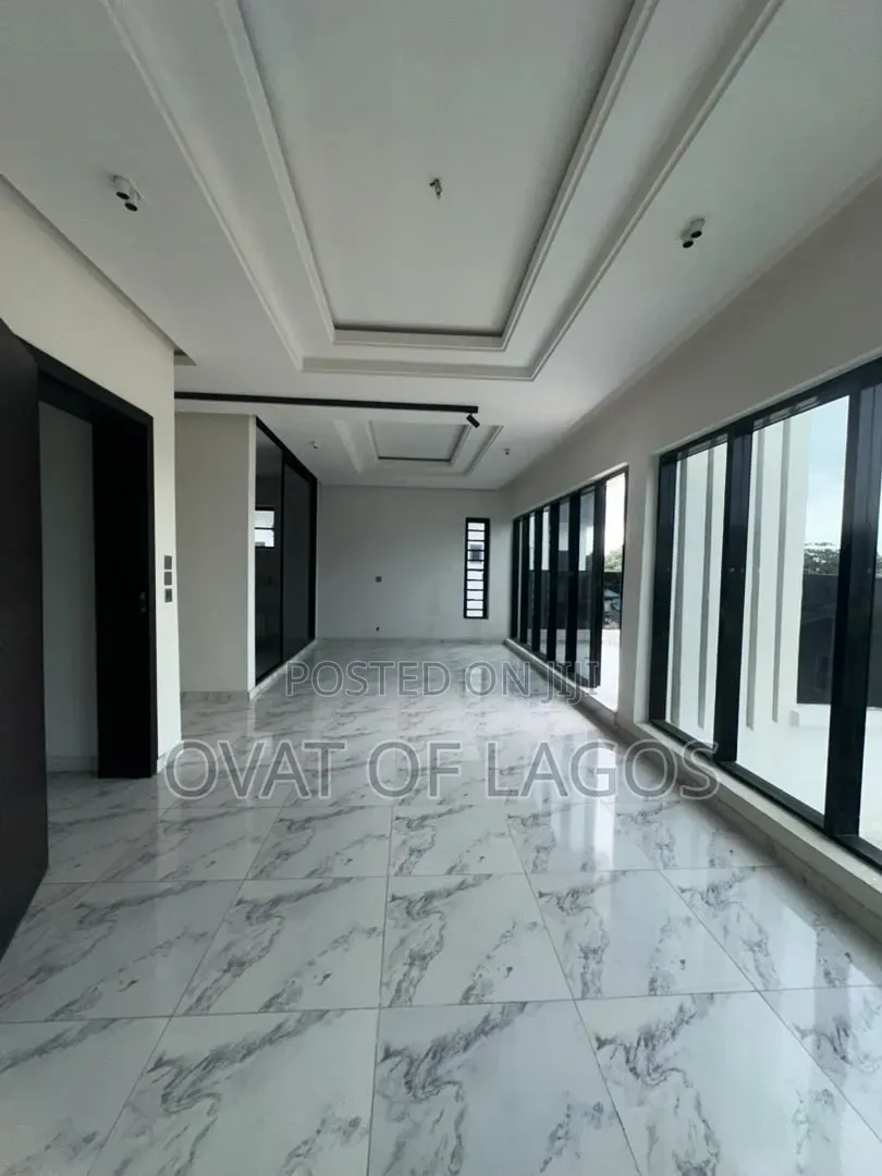 5bdrm Duplex in Orchid, Lekki Expressway for sale in Lekki Expressway