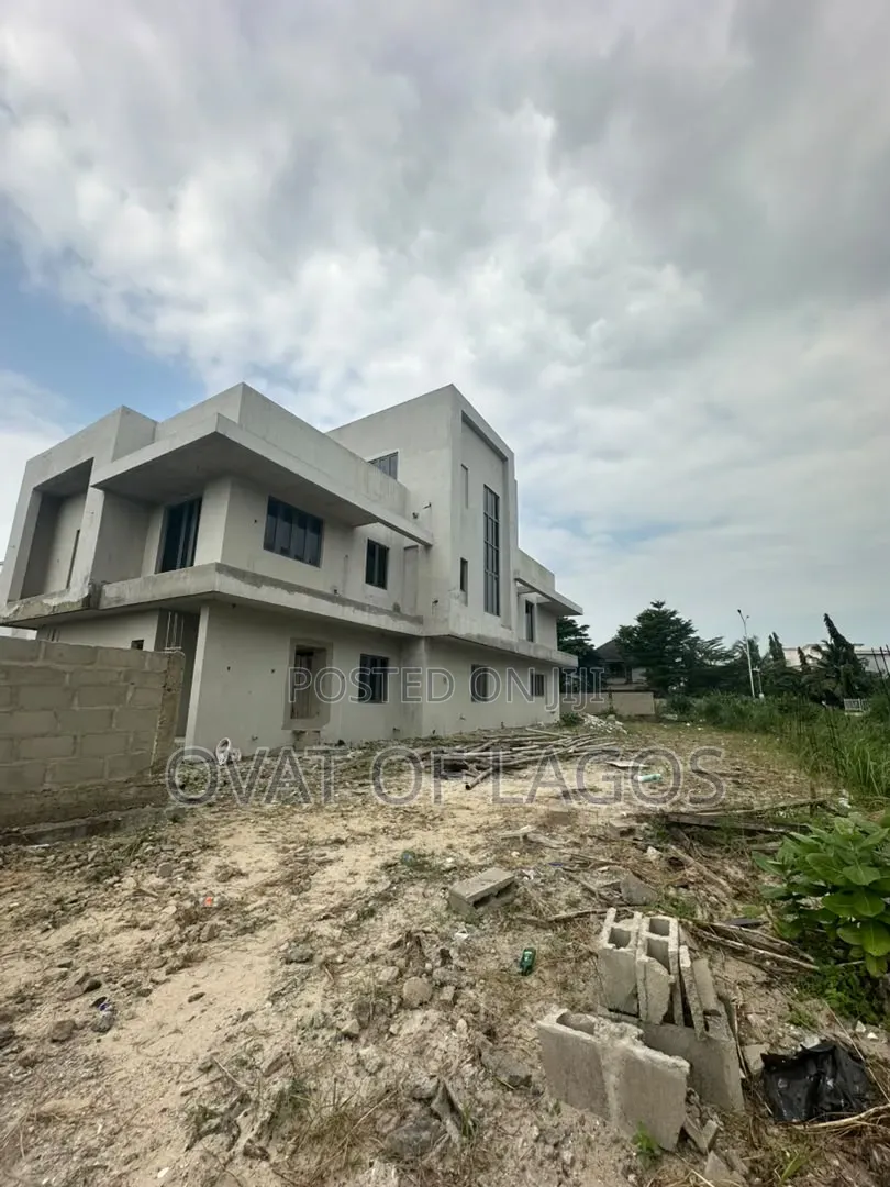 6bdrm Duplex in Pinnock, Osapa london for sale in Osapa london