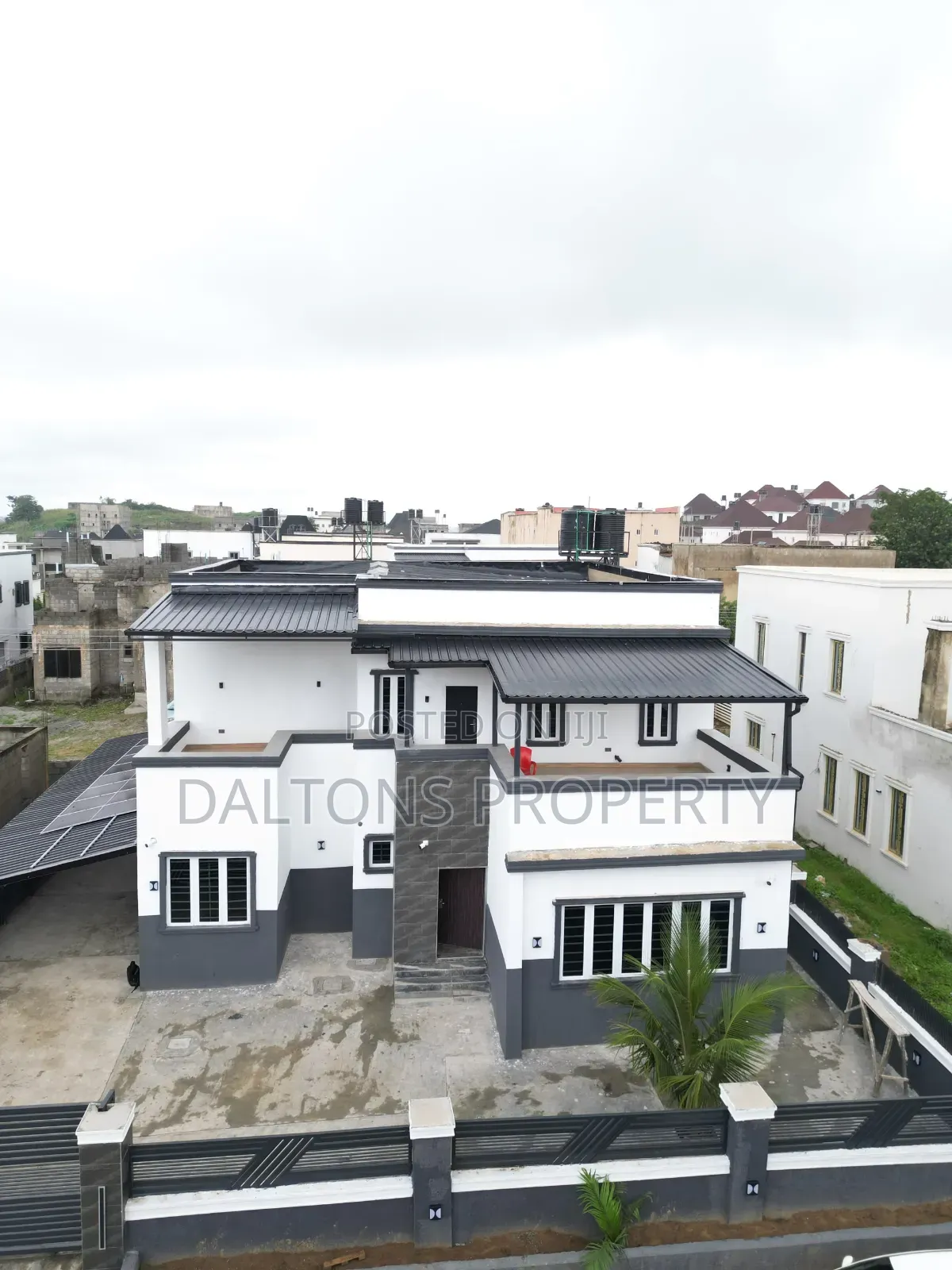 Furnished 5bdrm Duplex in Ville, Sabon Lugbe for sale in Sabon Lugbe