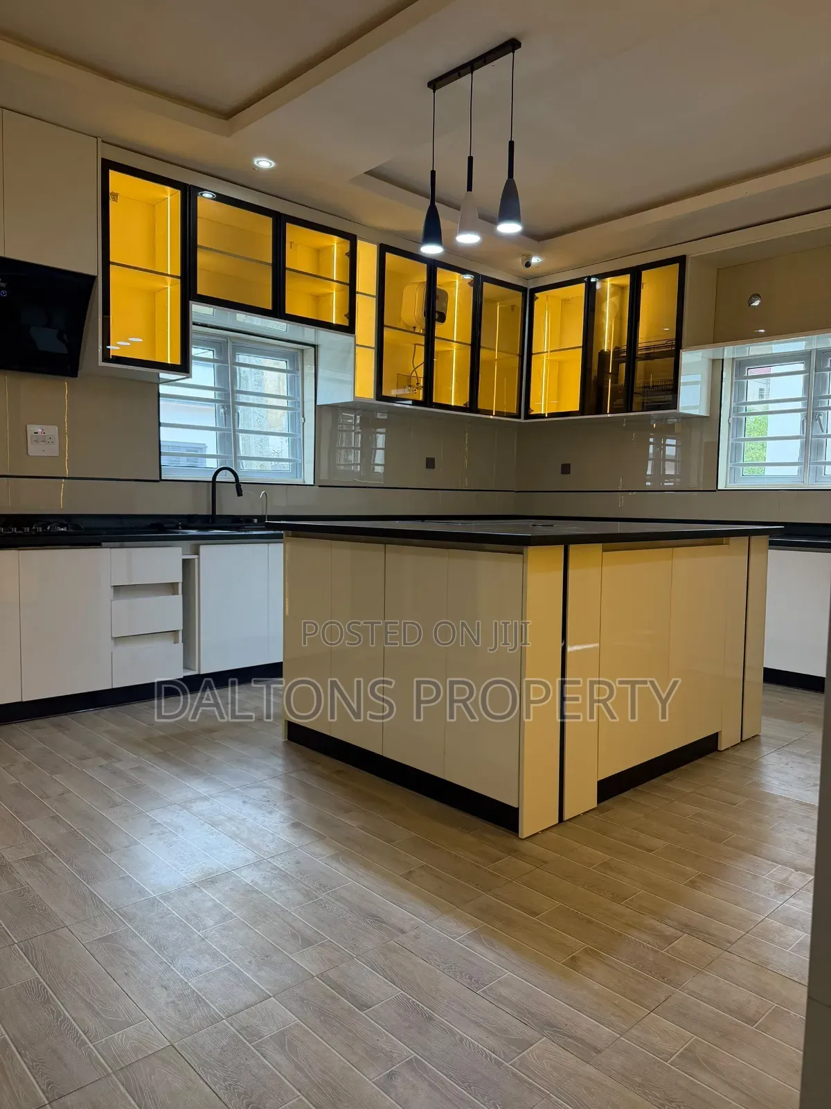Furnished 5bdrm Duplex in Ville, Sabon Lugbe for sale in Sabon Lugbe