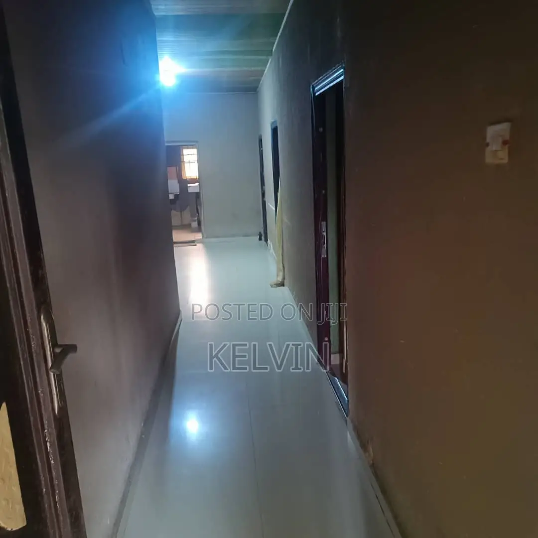 Furnished 4bdrm Bungalow in Mbaji Close, Osisioma Ngwa for sale in Osisioma Ngwa
