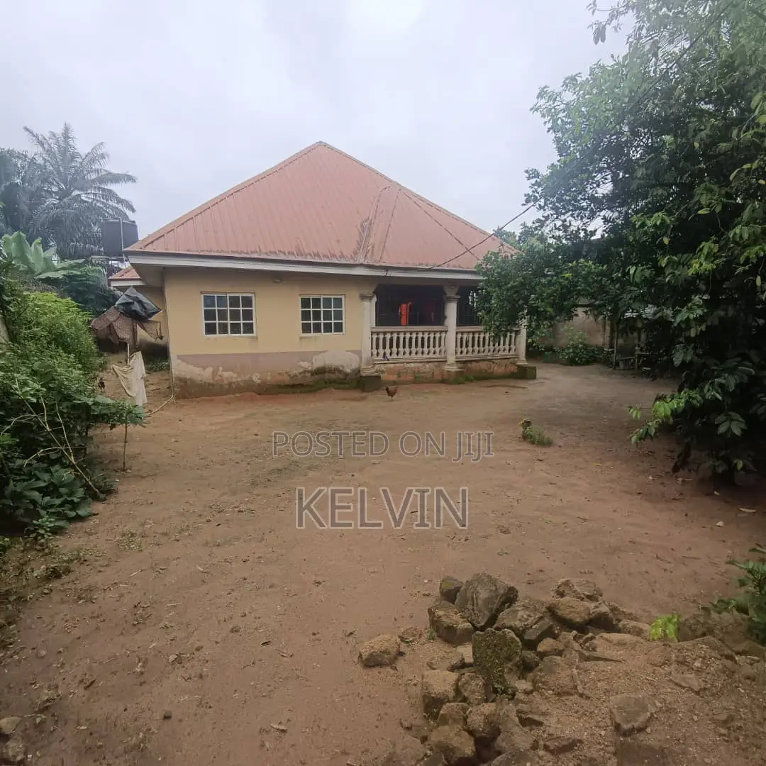 Furnished 4bdrm Bungalow in Mbaji Close, Osisioma Ngwa for sale in Osisioma Ngwa