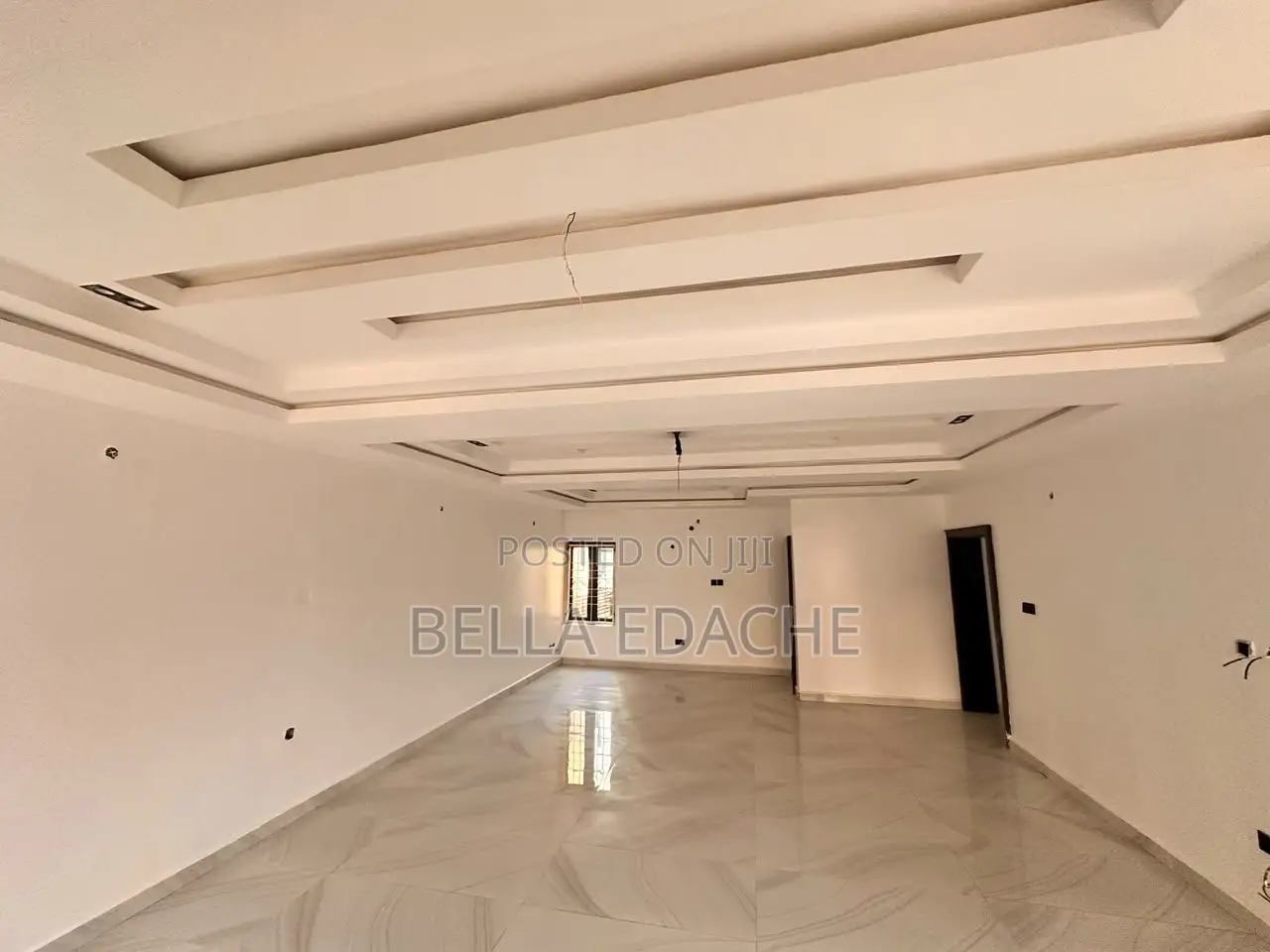 4bdrm Duplex in Apo District for sale in Apo District