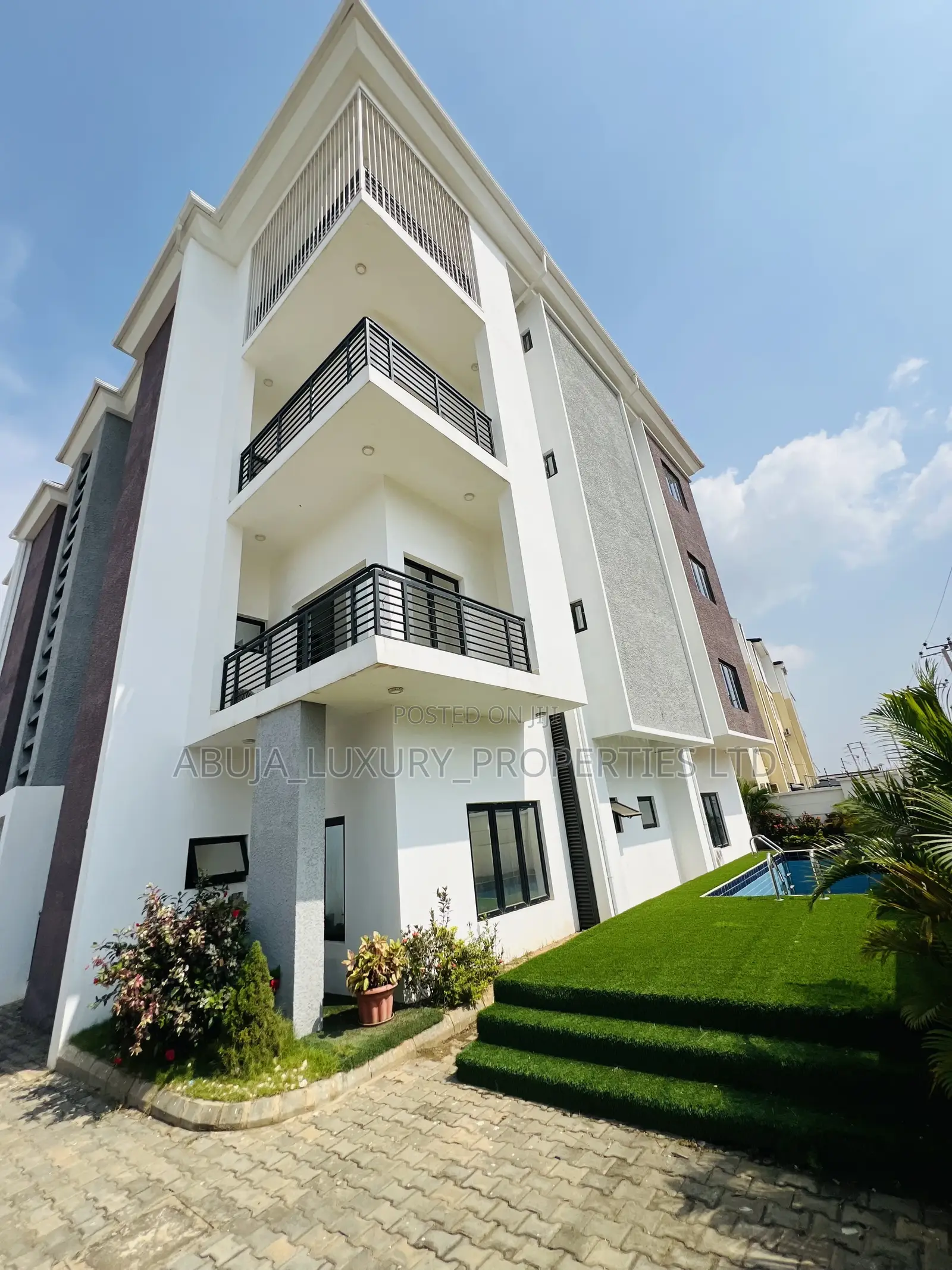 Furnished 20bdrm Block of Flats in Jahi Gilmore for sale in Jahi