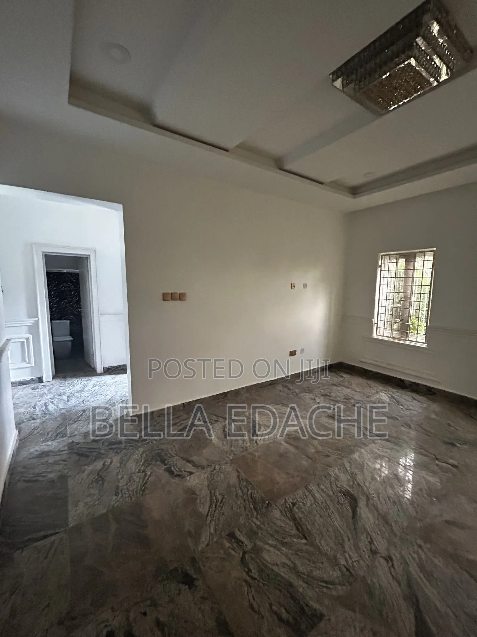 5bdrm Duplex in Jahi for sale in Jahi