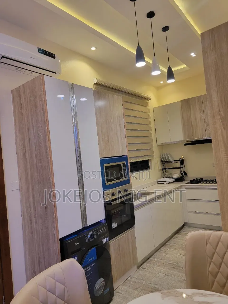 3bdrm Townhouse/Terrace in Victoria Crest, Lafiaji for sale in Lafiaji