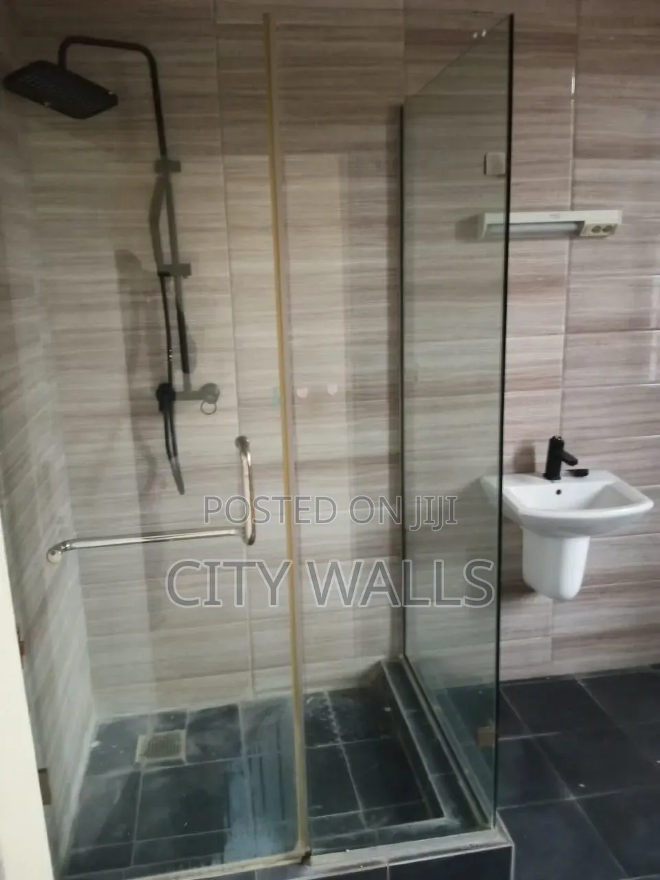 4bdrm Maisonette in Victoria Island Extension for rent in Victoria Island Extension