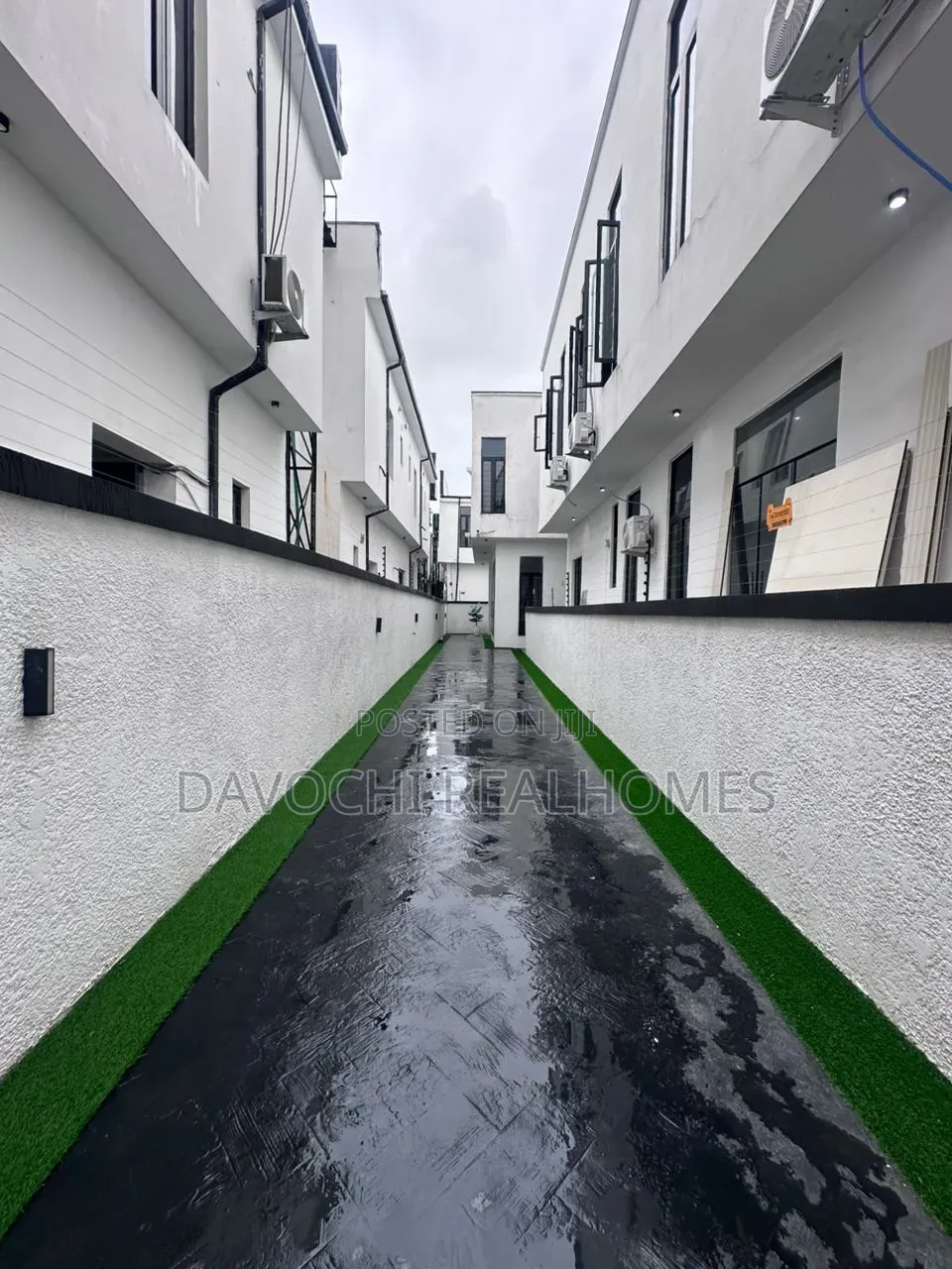 5bdrm Duplex in Off Lekki-Epe Expressway for sale in Off Lekki-Epe Expressway