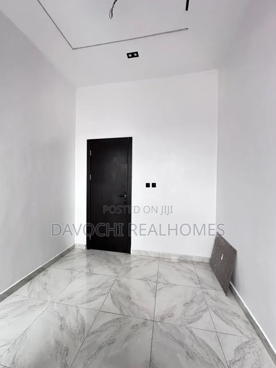5bdrm Duplex in Off Lekki-Epe Expressway for sale in Off Lekki-Epe Expressway