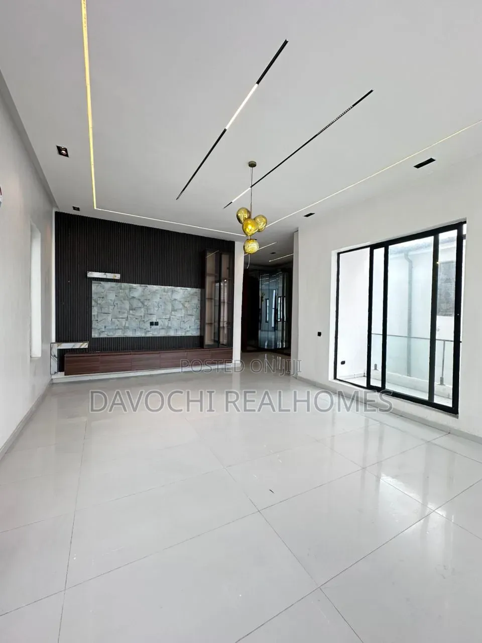 5bdrm Duplex in Off Lekki-Epe Expressway for sale in Off Lekki-Epe Expressway