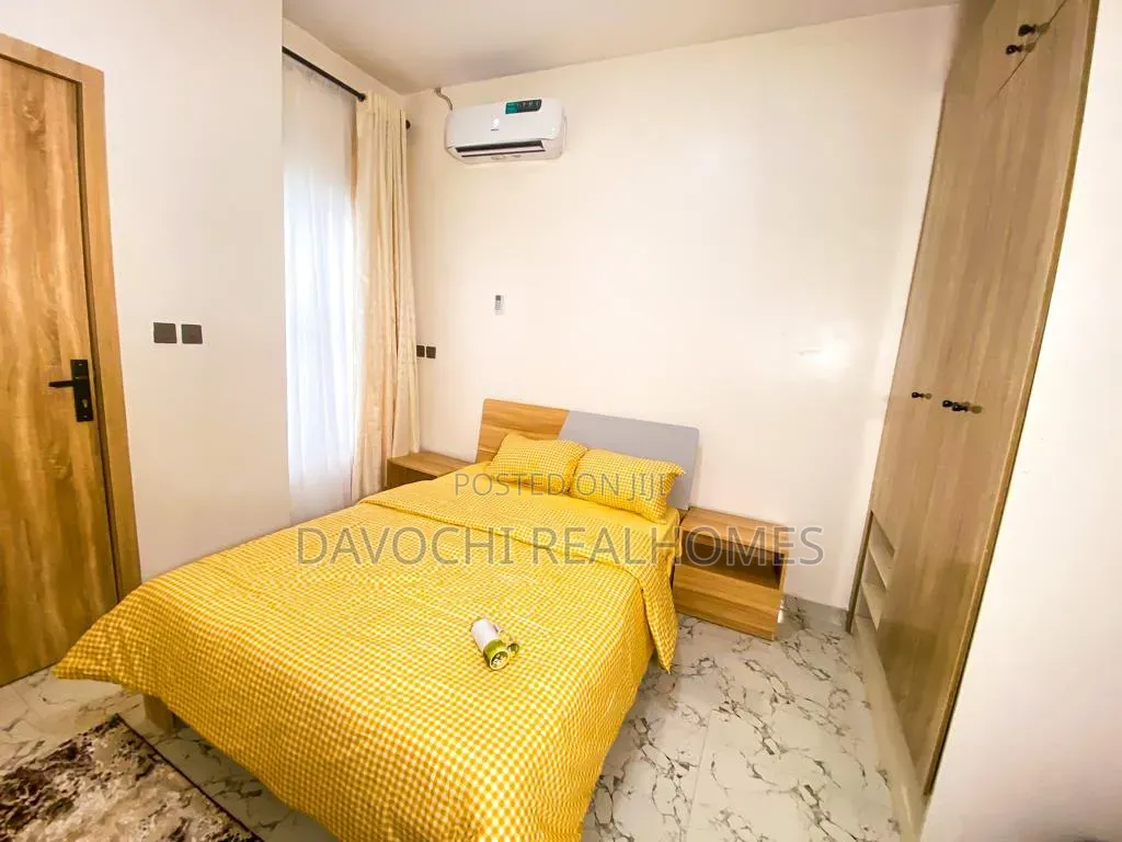 Furnished 4bdrm Duplex in Chevron for rent in Chevron