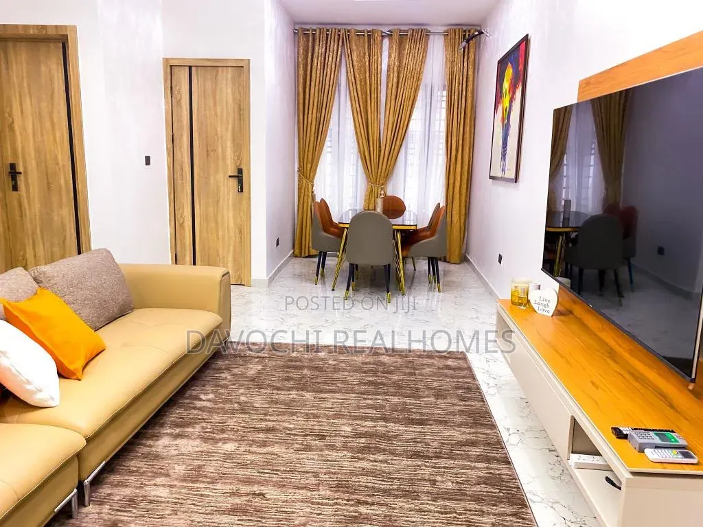 Furnished 4bdrm Duplex in Chevron for rent in Chevron