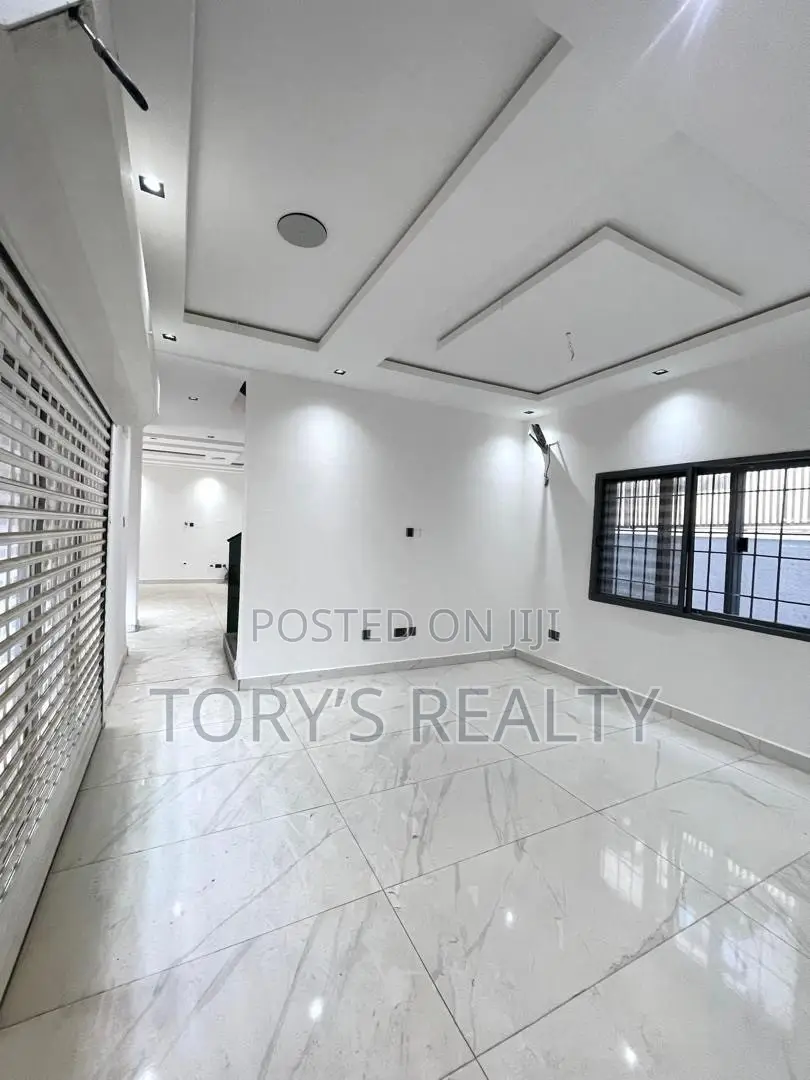 5bdrm Duplex in Lekki Phase 1 for rent in Lekki Phase 1
