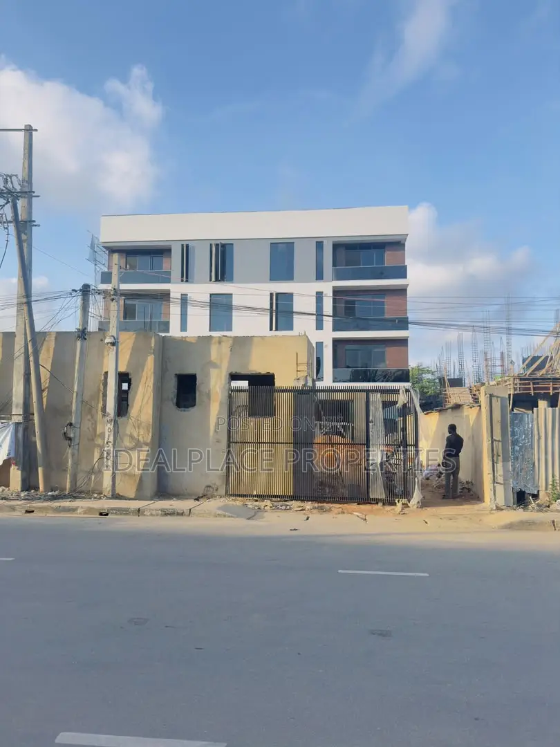 3bdrm Apartment in Ikeja GRA for sale in Ikeja GRA