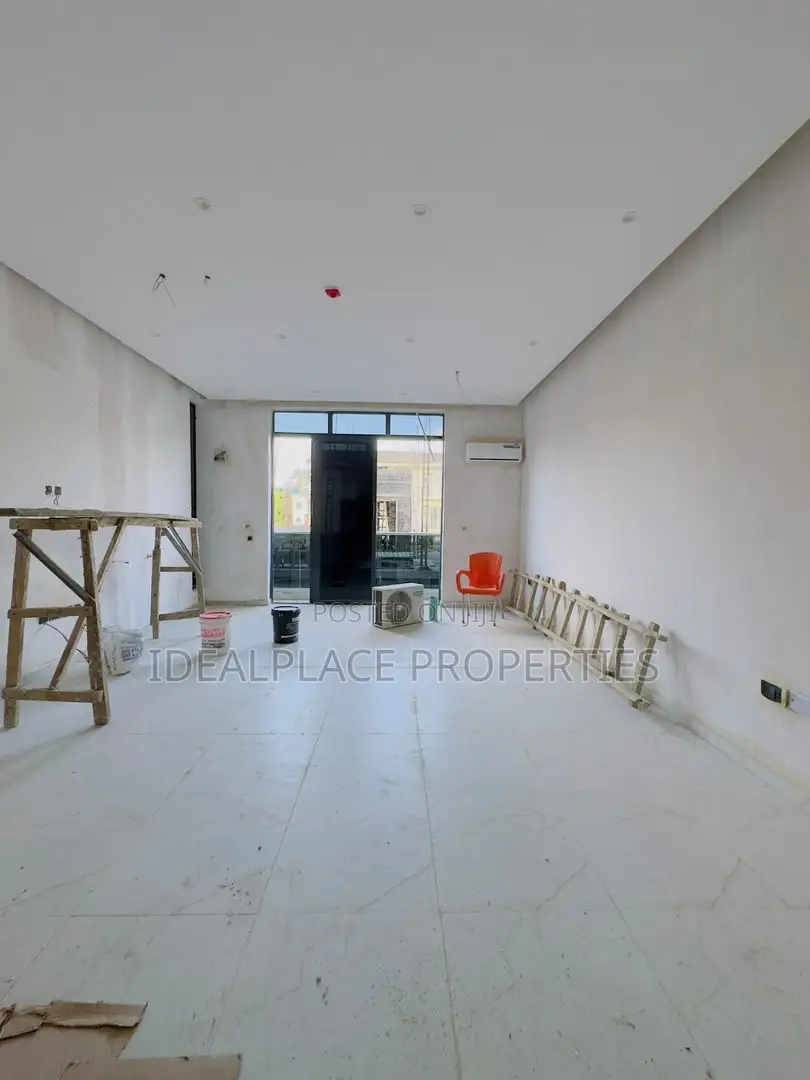 3bdrm Apartment in Ikeja GRA for sale in Ikeja GRA