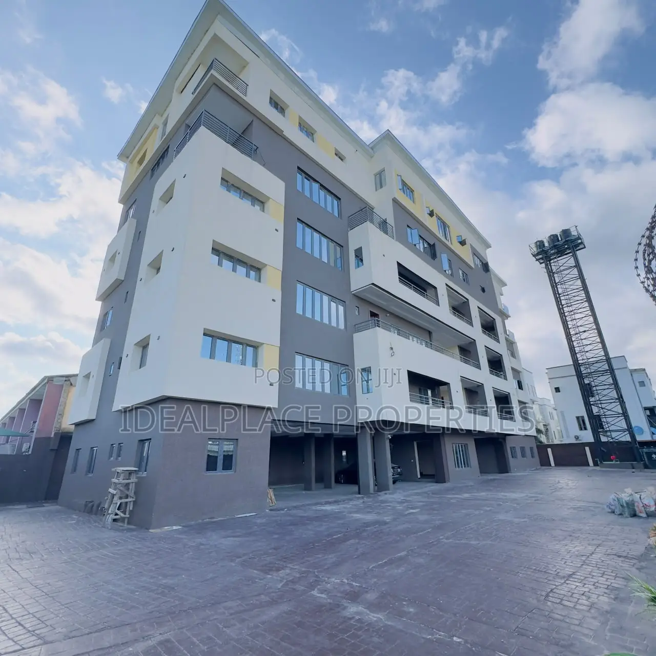 3bdrm Apartment in Ikeja GRA for sale in Ikeja GRA