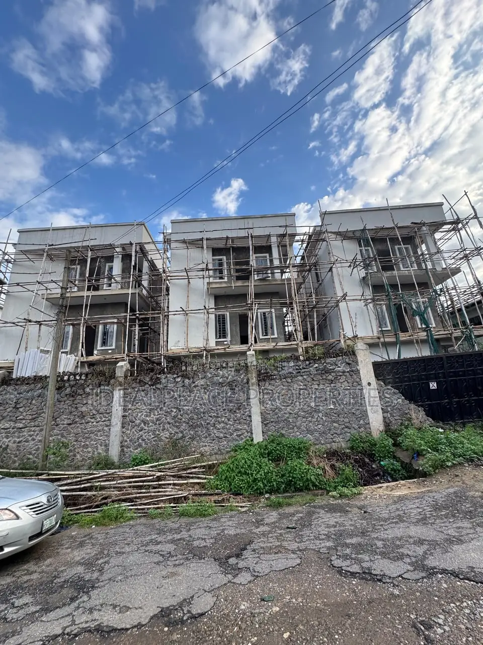 4bdrm Duplex in Adeniyi Jones for sale in Adeniyi Jones
