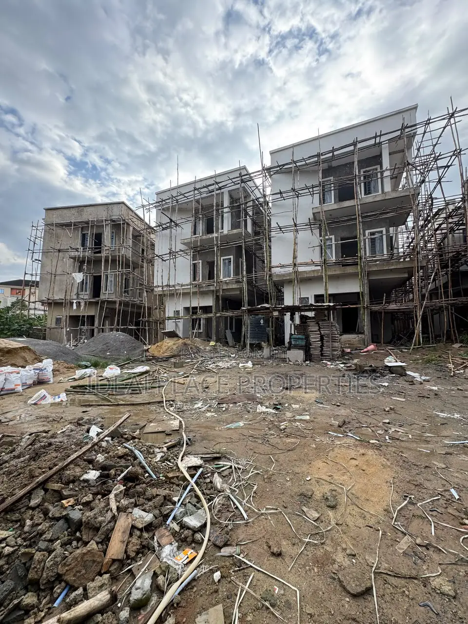 4bdrm Duplex in Adeniyi Jones for sale in Adeniyi Jones