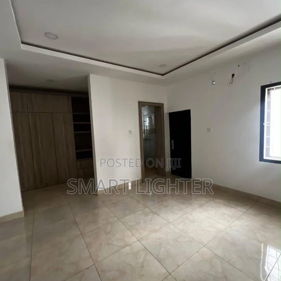4bdrm Townhouse/Terrace in Jahi for sale in Jahi