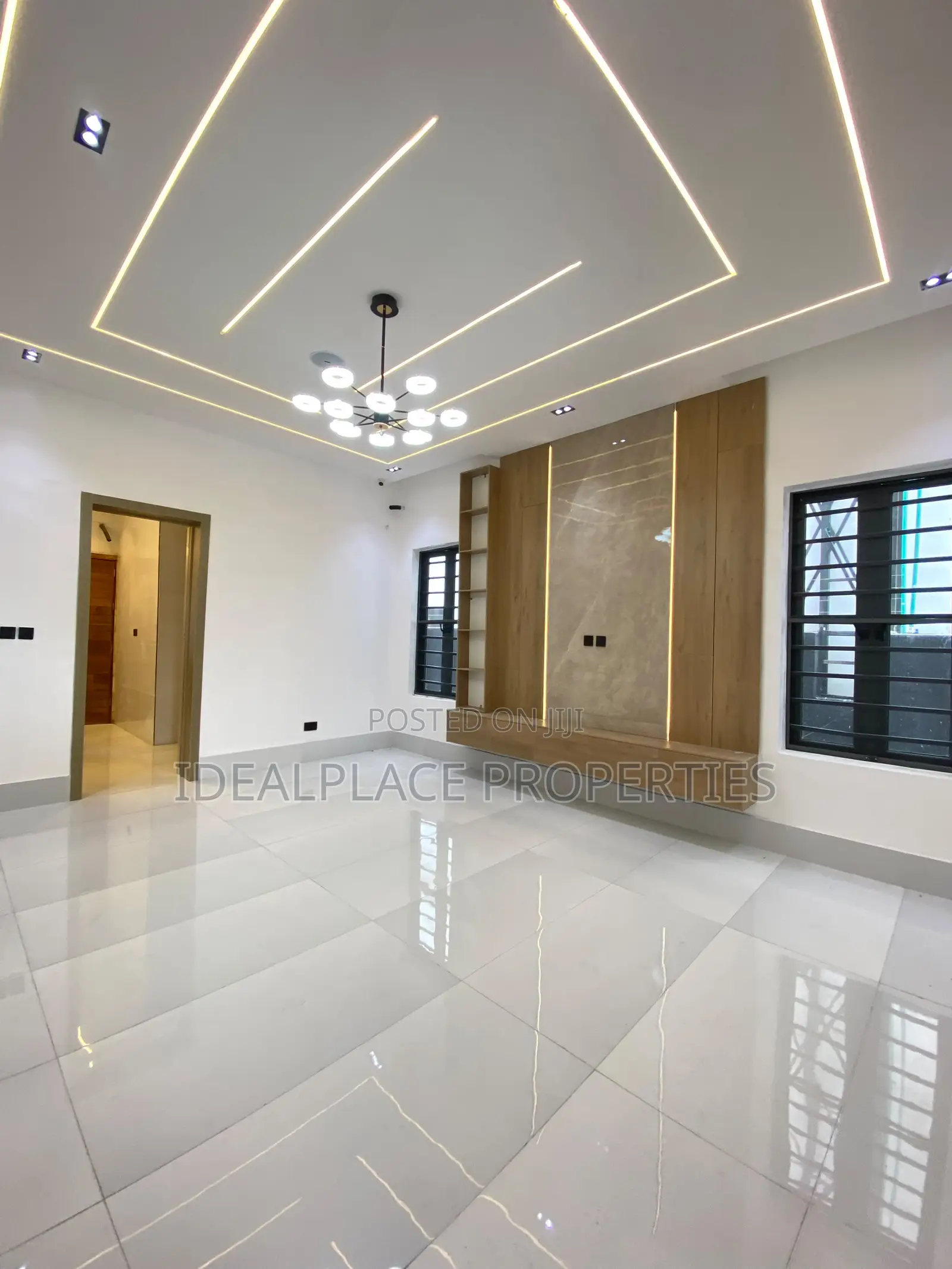 4bdrm Duplex in Sangotedo for sale in Sangotedo