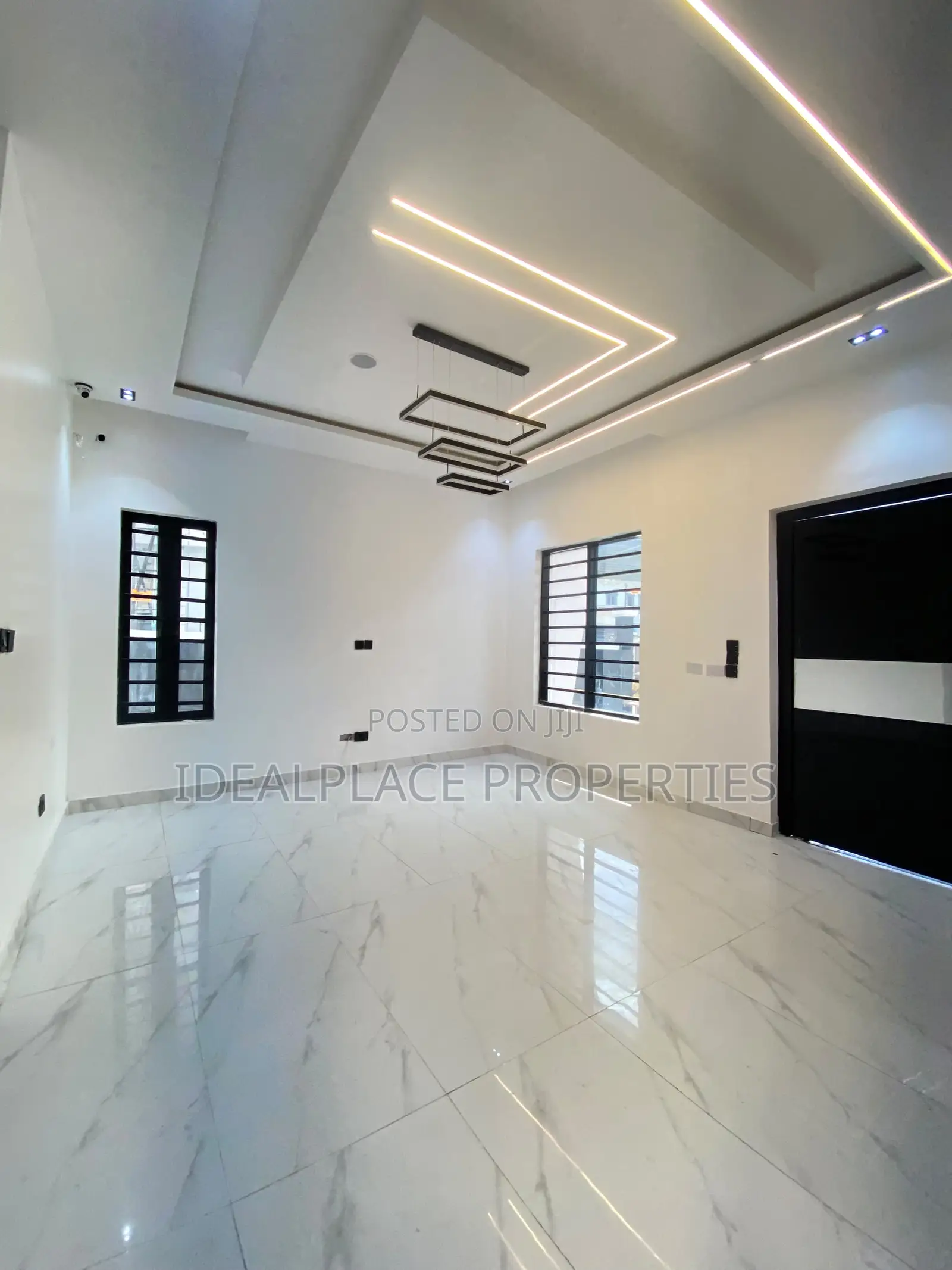 4bdrm Duplex in Sangotedo for sale in Sangotedo