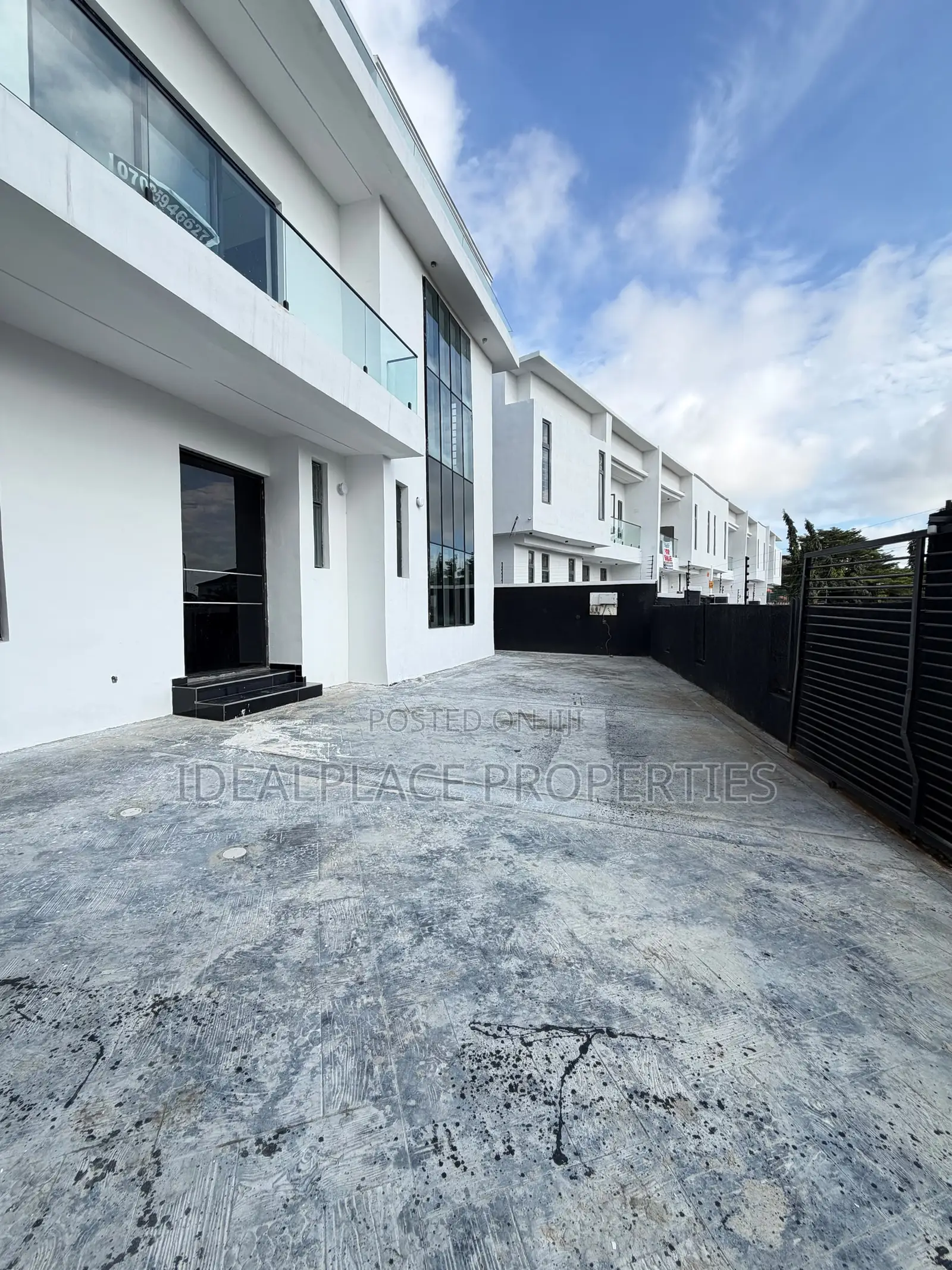 4bdrm Duplex in Sangotedo for sale in Sangotedo