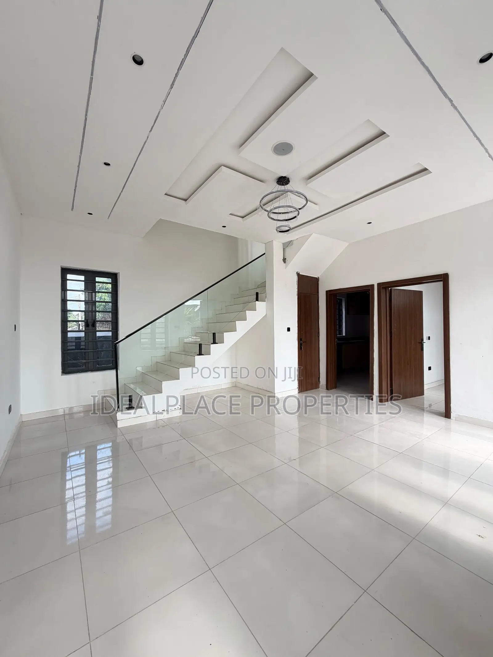 3bdrm Duplex in Sangotedo for sale in Sangotedo