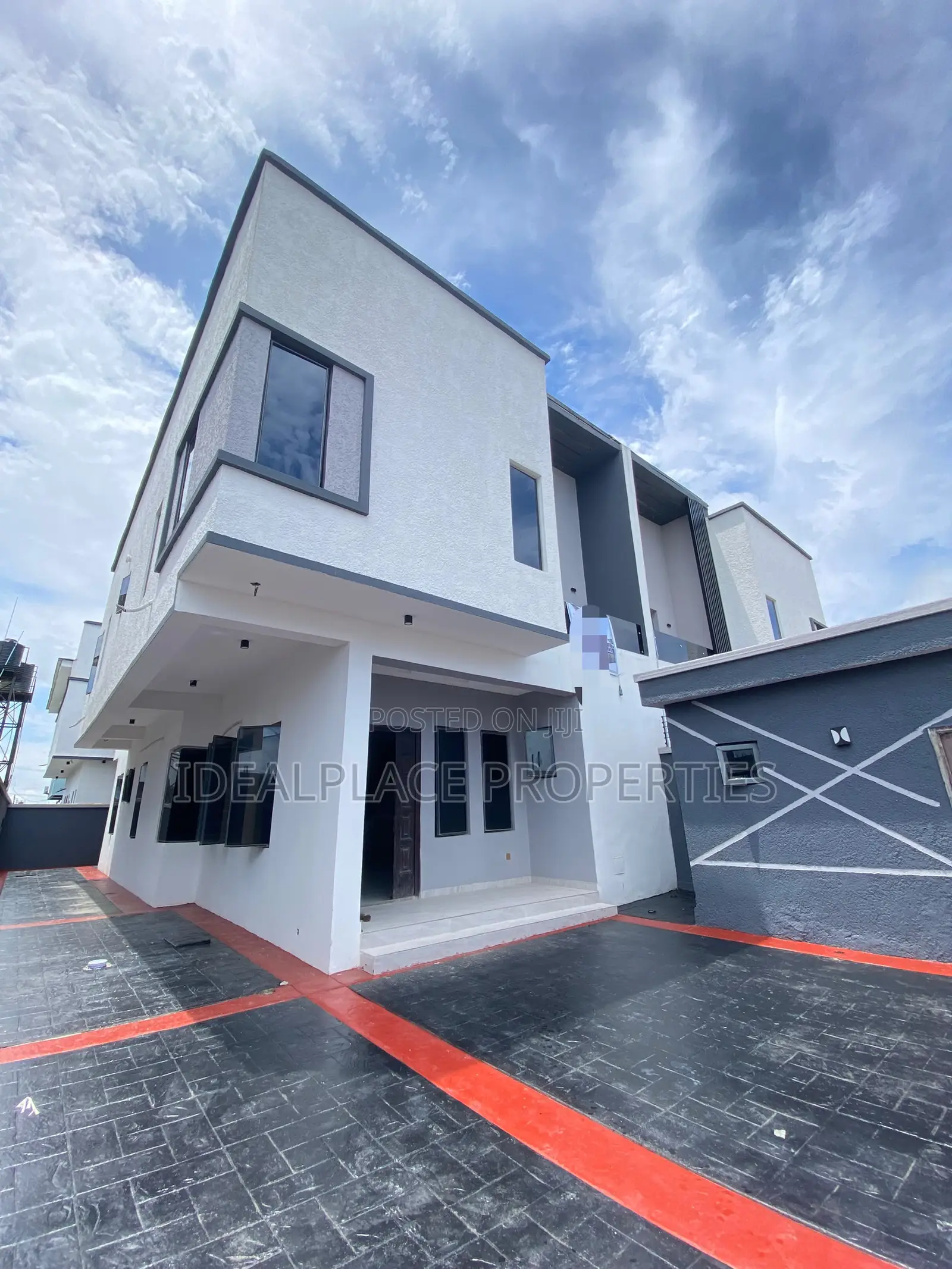 4bdrm Duplex in Sangotedo for sale in Sangotedo