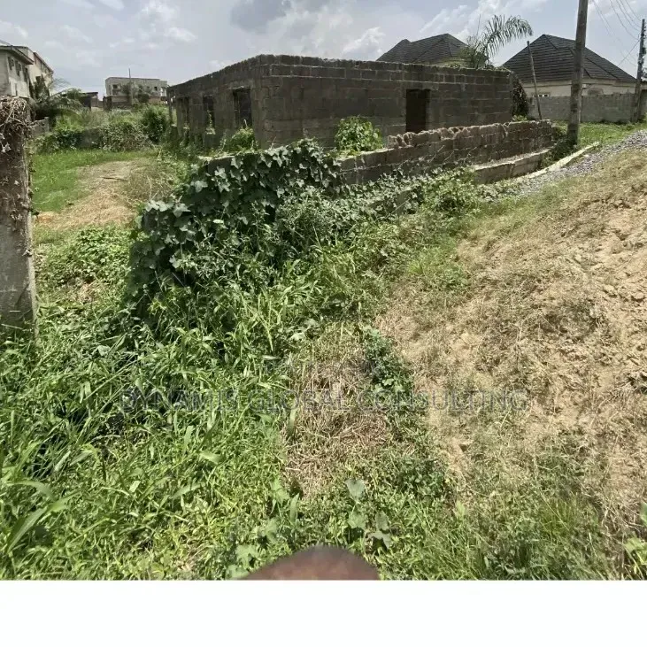 More Than Half a Plot With Coco at Unilag Extension, Magodo in Magodo Isheri