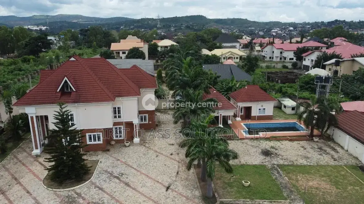 Furnished 5bdrm Duplex in Enugu State for sale in Enugu State