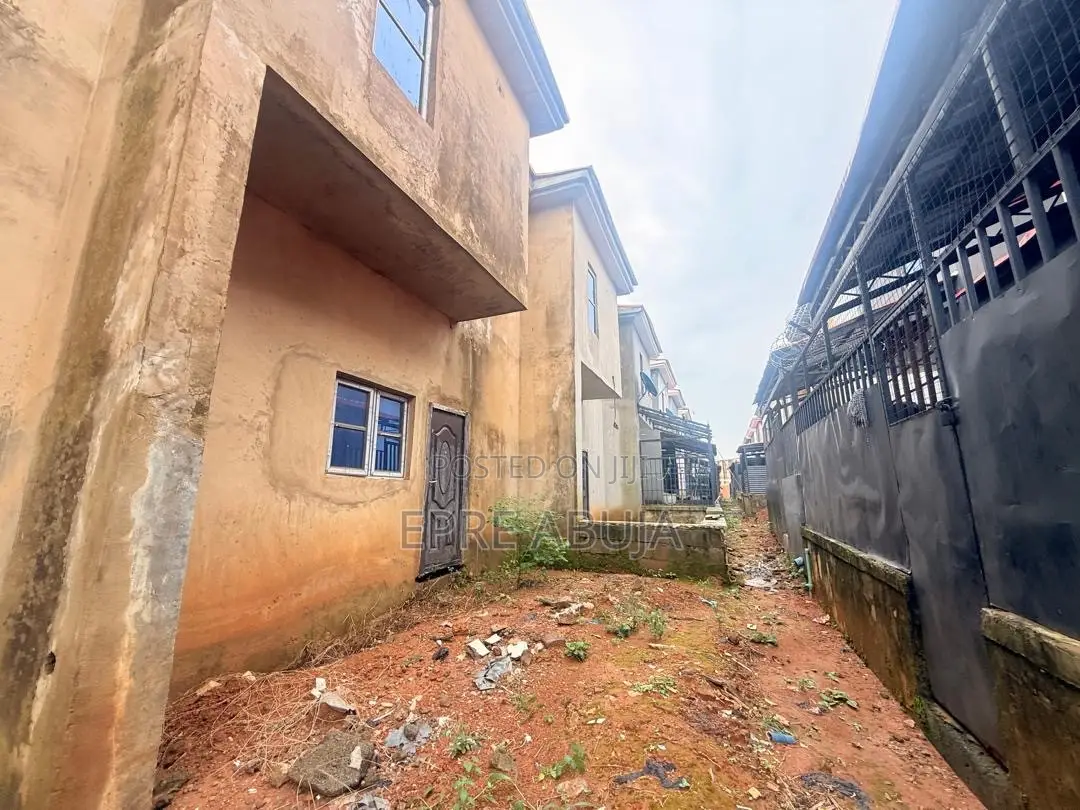 2bdrm Duplex in Kabusa for sale in Kabusa