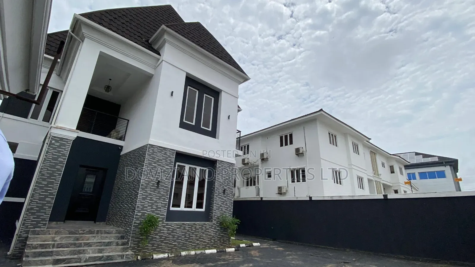 6bdrm Duplex in Victoria Island Extension for rent in Victoria Island Extension