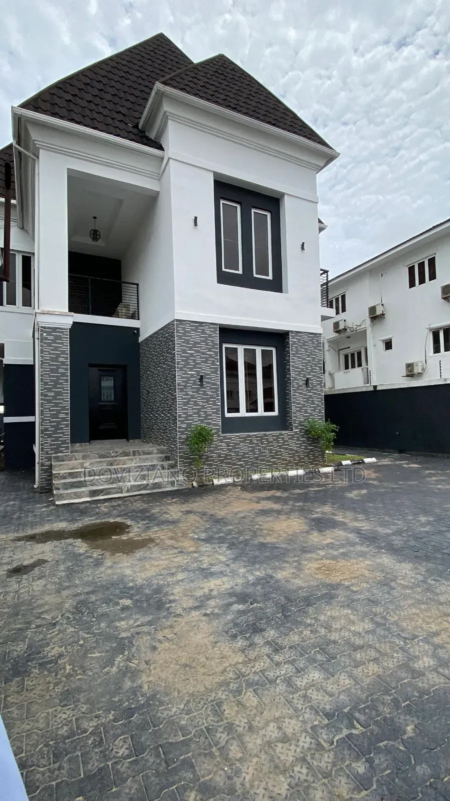 6bdrm Duplex in Victoria Island Extension for rent in Victoria Island Extension